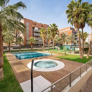 Enjoygranada Emir 3f - Pool, Gym & Free Parking Grenade