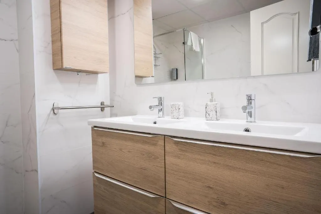 Apartamento Centrico Frente Villa Oniria Granada Apartment